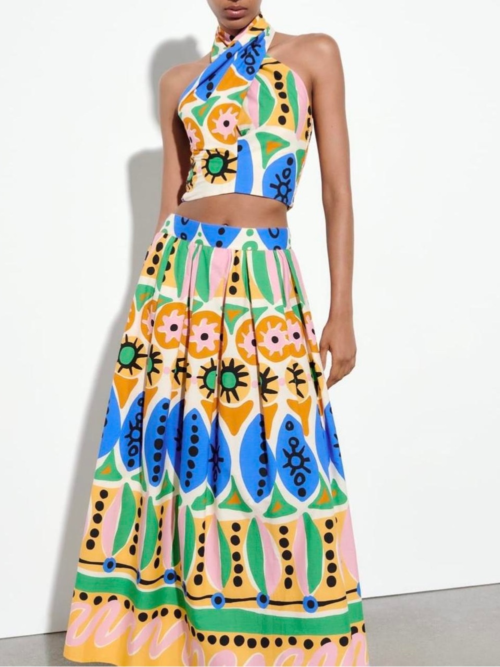Vibrant Zara Set